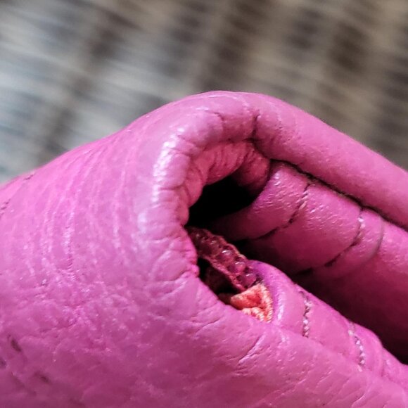 Fossil Issue No. 1954 Pink Leather Wallet - Picture 10 of 15